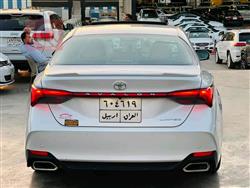 تويوتا أفالون